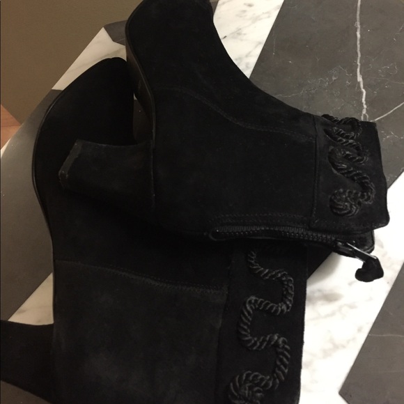 Ladies Shoes - Picture 3 of 3